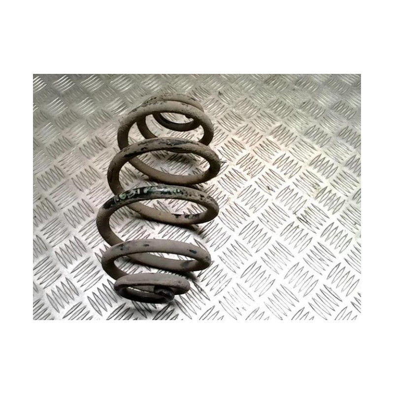 Ressort de suspension avant VOLKSWAGEN PASSAT 4 PHASE 2 d’occasion