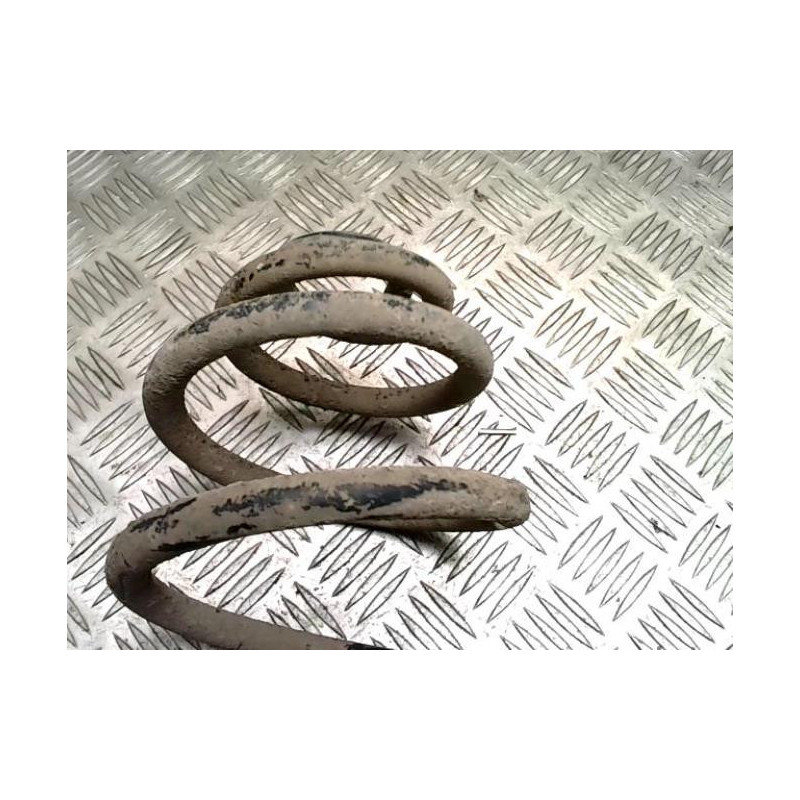 Ressort de suspension avant VOLKSWAGEN PASSAT 4 PHASE 2 d’occasion