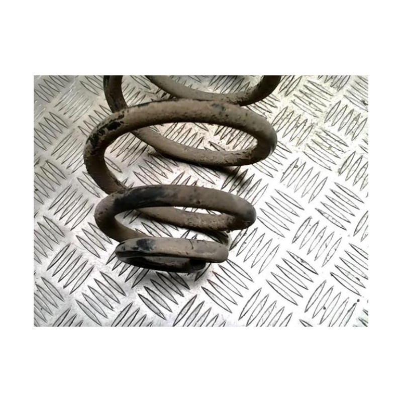 Ressort de suspension avant VOLKSWAGEN PASSAT 4 PHASE 2 d’occasion