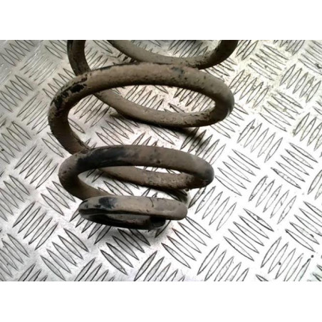 Ressort de suspension avant VOLKSWAGEN PASSAT 4 PHASE 2 d’occasion