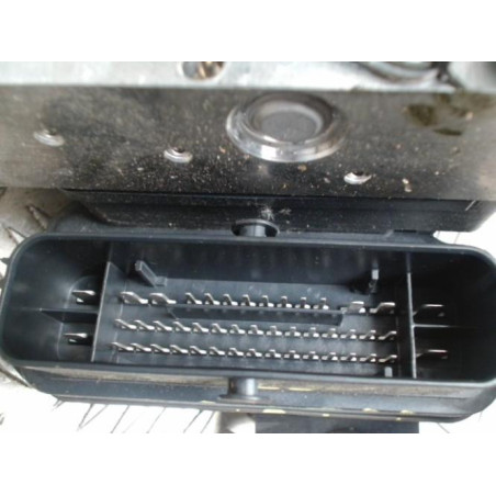 Bloc ABS (freins anti-blocage) RENAULT CAPTUR 2 d’occasion