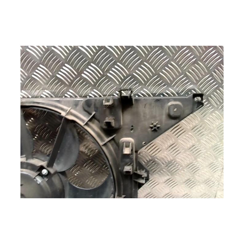 Moto ventilateur radiateur DACIA SANDERO 1 d’occasion
