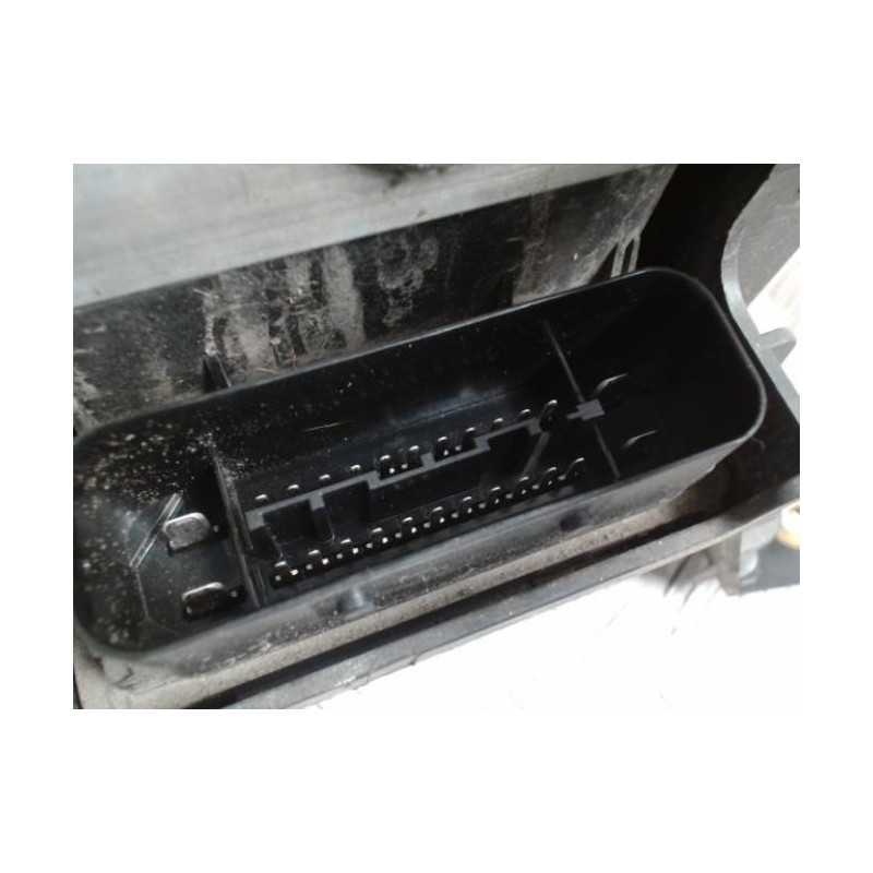 Bloc ABS (freins anti-blocage) OPEL ZAFIRA B PHASE 2 d’occasion