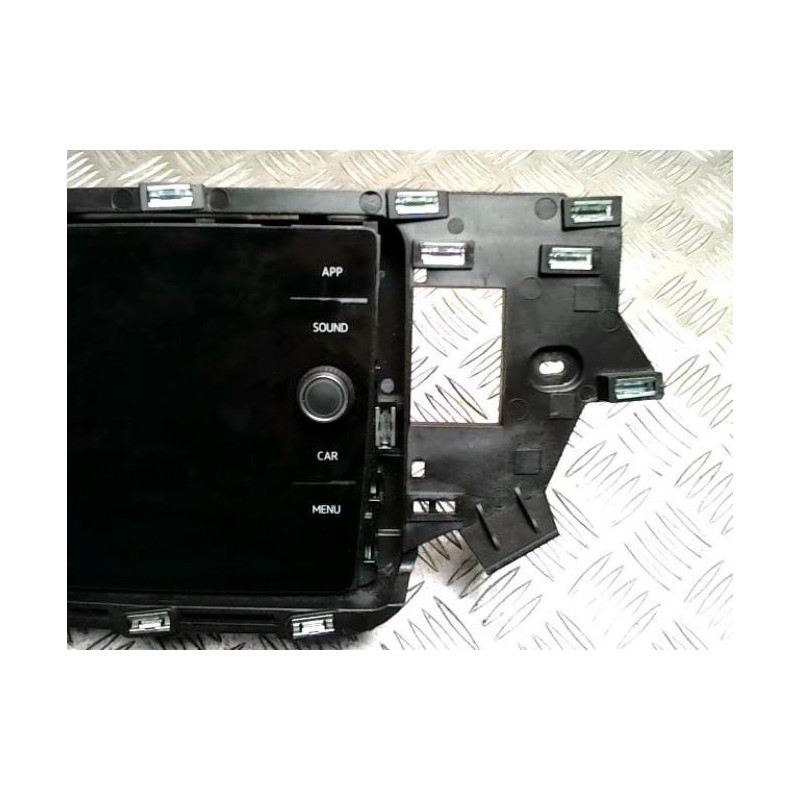 Ecran GPS VOLKSWAGEN POLO 6 PHASE 1 d’occasion