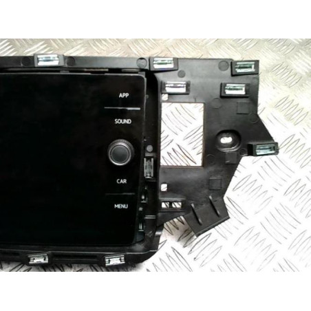 Ecran GPS VOLKSWAGEN POLO 6 PHASE 1 d’occasion