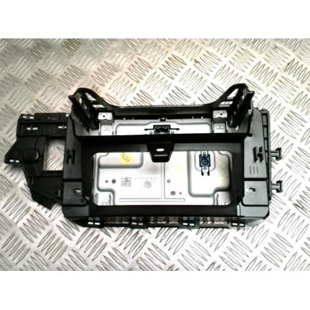 Ecran GPS VOLKSWAGEN POLO 6 PHASE 1 d’occasion