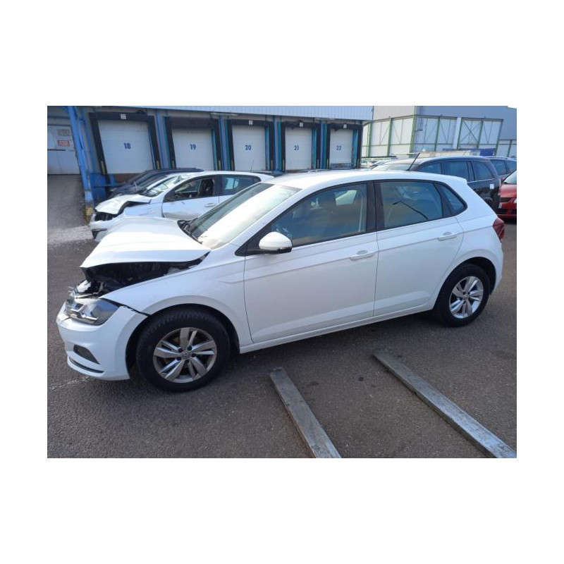 Ecran GPS VOLKSWAGEN POLO 6 PHASE 1 d’occasion