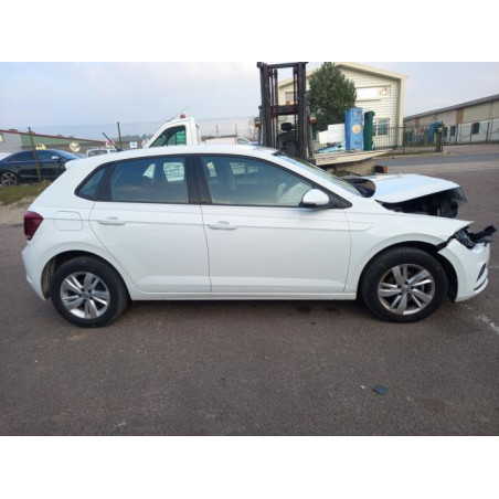 Ecran GPS VOLKSWAGEN POLO 6 PHASE 1 d’occasion