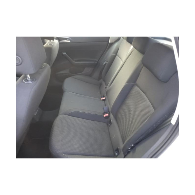 Ecran GPS VOLKSWAGEN POLO 6 PHASE 1 d’occasion
