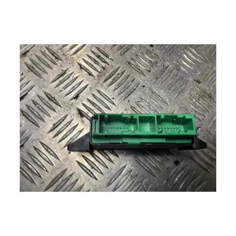 Boitier d'aide au stationnement CITROEN C3 3 PHASE 2 d’occasion