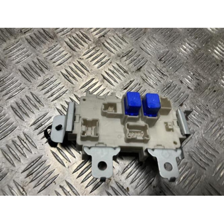 Porte fusible NISSAN 350 Z COUPE d’occasion
