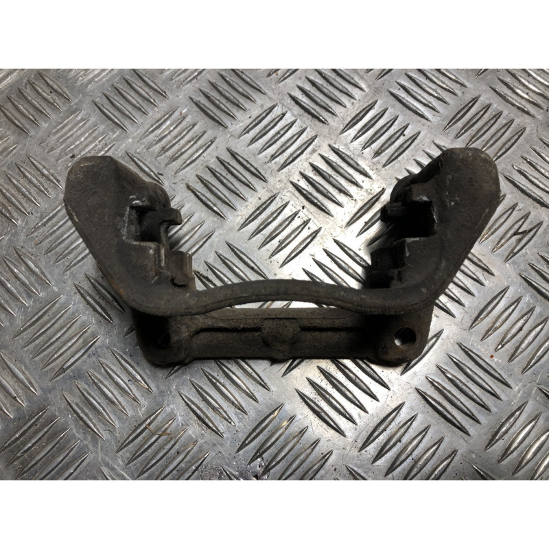 Support etrier frein (chape) arriere droit PEUGEOT EXPERT 3 PHASE 1 d’occasion