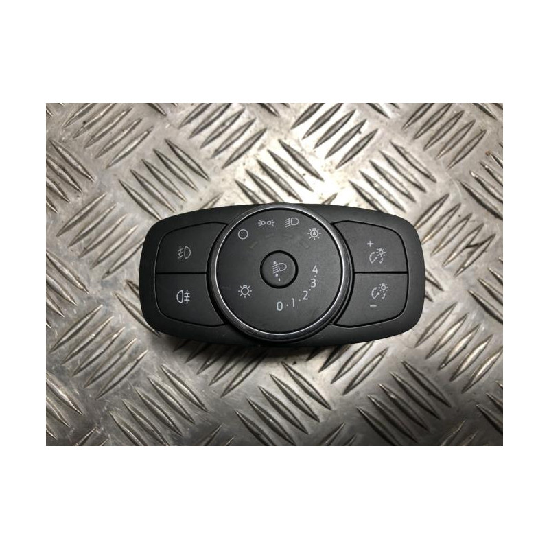 Commande de phare FORD FOCUS 4 PHASE 1 d’occasion