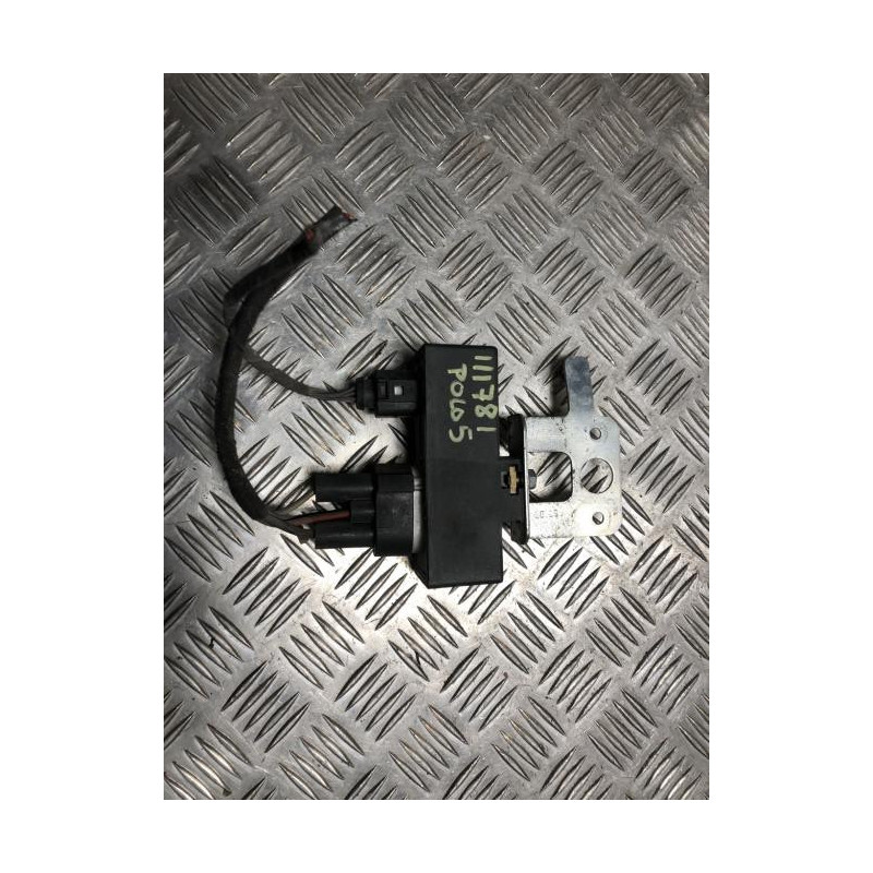 Relais de prechauffage VOLKSWAGEN POLO 5 PHASE 1 d’occasion