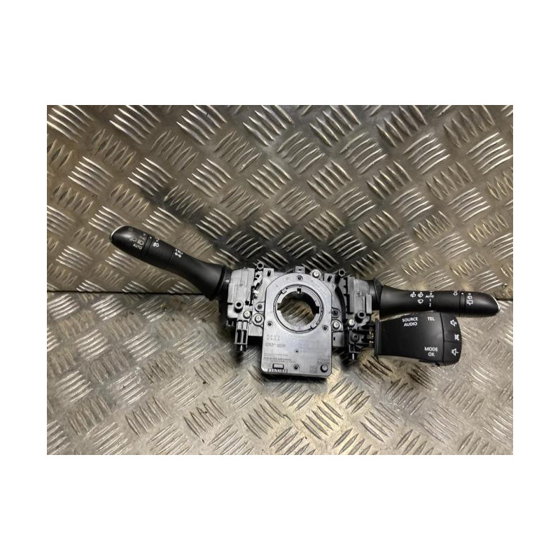 Com (Bloc Contacteur Tournant+Commodo Essuie Glace+Commodo Phare) RENAULT KADJAR PHASE 1 d’occasion