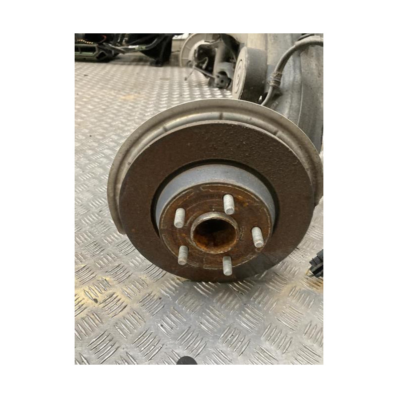 Train arriere complet FORD FOCUS 4 PHASE 1 d’occasion