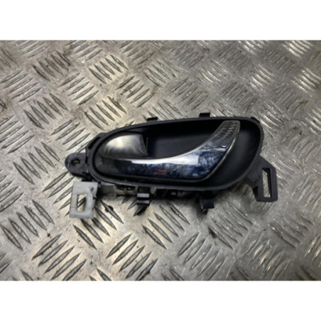 Poignee interieur avant gauche RENAULT KADJAR PHASE 1 d’occasion