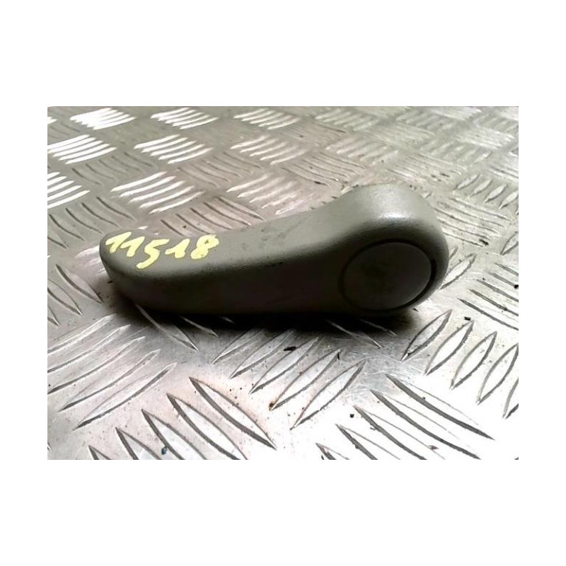 Manivelle de leve vitre RENAULT TWINGO 1 PHASE 3 d’occasion