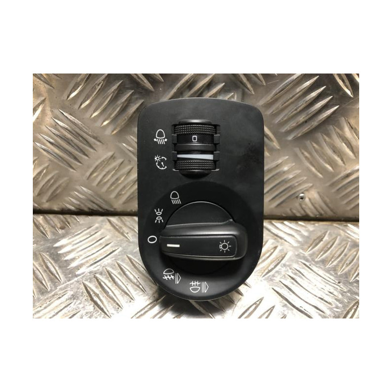 Commande de phare AUDI A1 1 PHASE 1 d’occasion