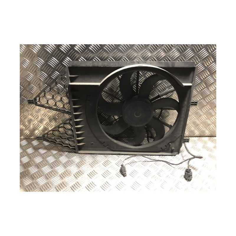 Moto ventilateur radiateur VOLKSWAGEN POLO 5 PHASE 1 d’occasion