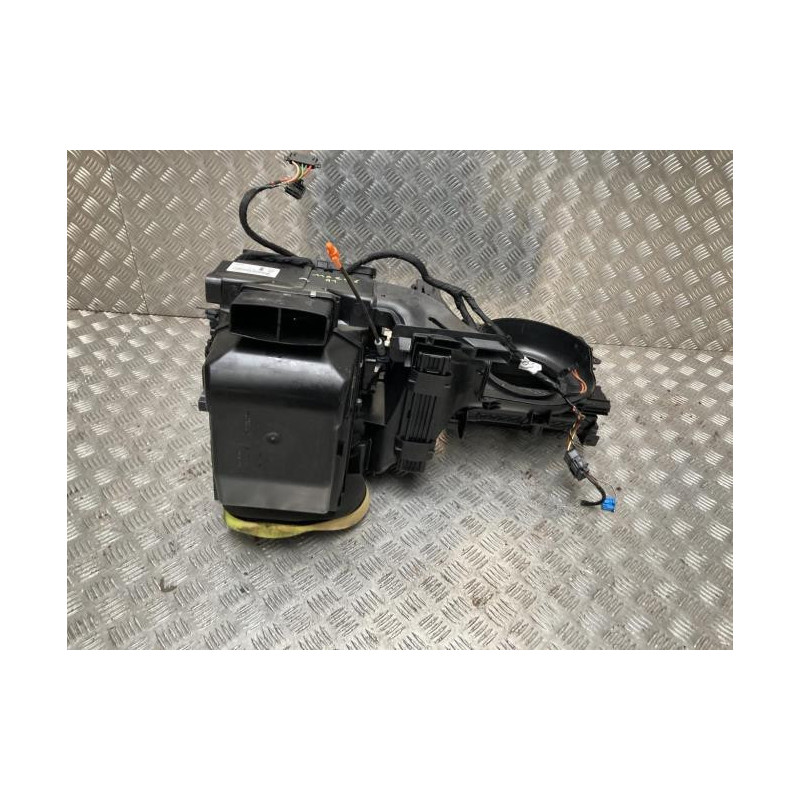 Bloc chauffage SKODA OCTAVIA 3 PHASE 1 BREAK d’occasion