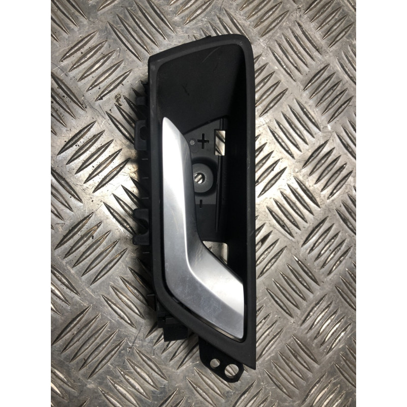 Poignee interieur arriere droit FORD FOCUS 4 PHASE 1 d’occasion