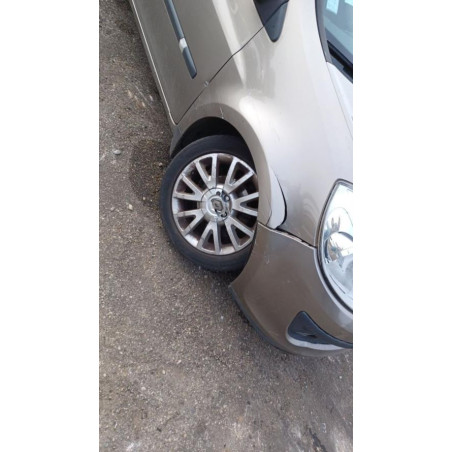 Poignee interieur arriere droit RENAULT CLIO 3 PHASE 1 d’occasion