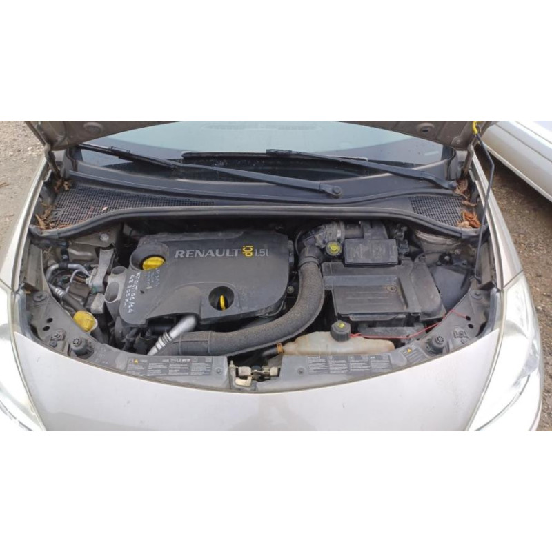 Poignee interieur arriere droit RENAULT CLIO 3 PHASE 1 d’occasion