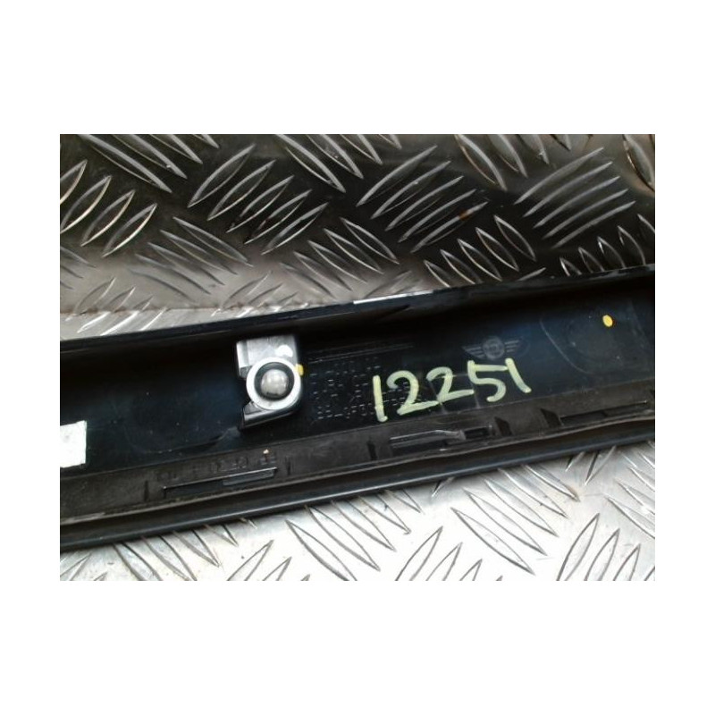 Baguette de porte avant droite MINI MINI 2 R60 COUNTRYMAN BREAK d’occasion