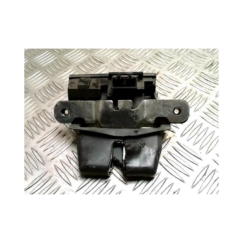 Serrure de hayon FORD FIESTA 6 PHASE 1 d’occasion