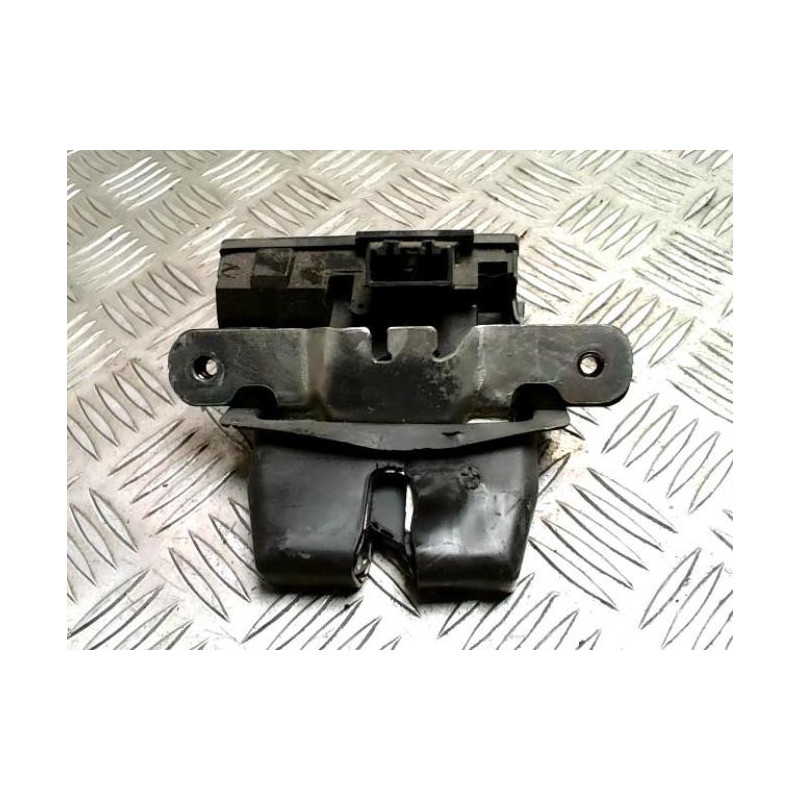 Serrure de hayon FORD FIESTA 6 PHASE 1 d’occasion