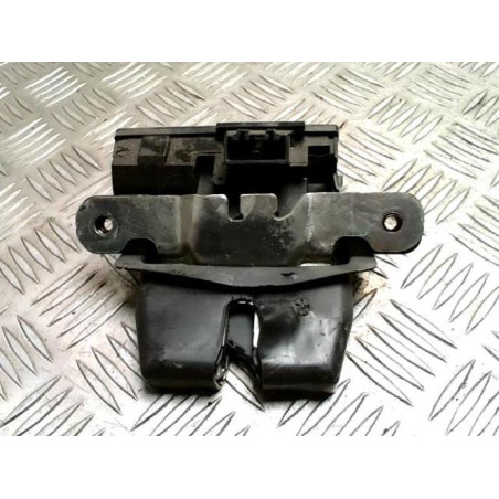 Serrure de hayon FORD FIESTA 6 PHASE 1 d’occasion