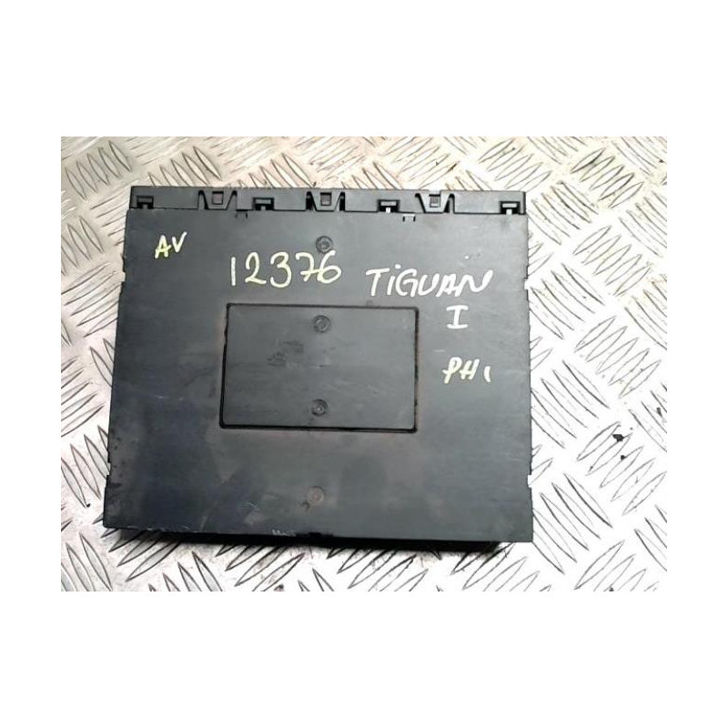 Porte fusible VOLKSWAGEN TIGUAN 1 PHASE 1 d’occasion