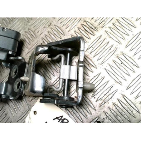 Charniere de porte arriere gauche CITROEN C3 PICASSO PHASE 1 d’occasion