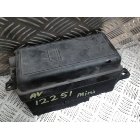 Porte fusible MINI MINI 2 R60 COUNTRYMAN BREAK d’occasion