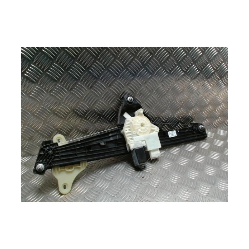 Leve vitre electrique avant gauche RENAULT CLIO 5 PHASE 1 d’occasion