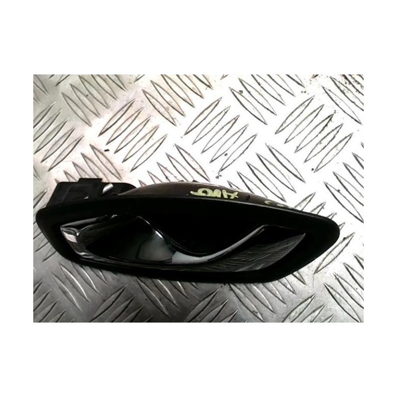 Poignee interieur avant gauche RENAULT SCENIC 3 PHASE 2 d’occasion
