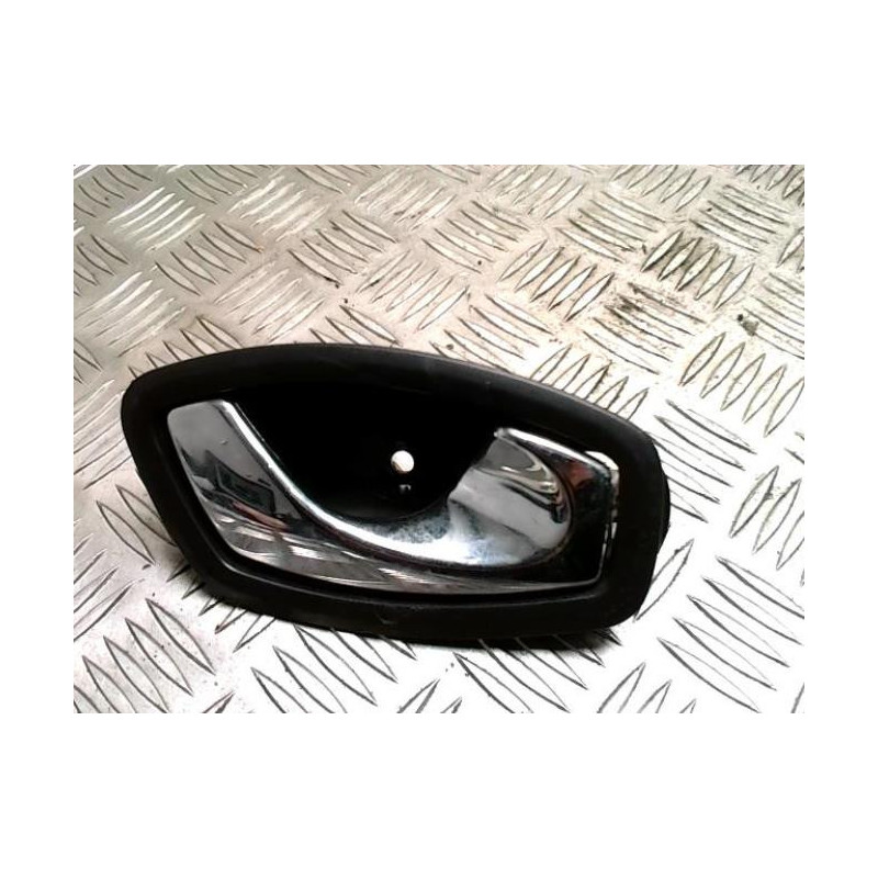 Poignee interieur arriere droit RENAULT SCENIC 3 PHASE 2 d’occasion