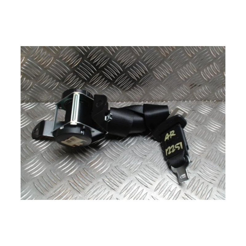 Ceinture arriere centrale MINI MINI 2 R60 COUNTRYMAN BREAK d’occasion