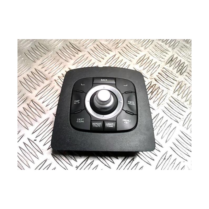 Commande GPS RENAULT SCENIC 3 PHASE 2 d’occasion