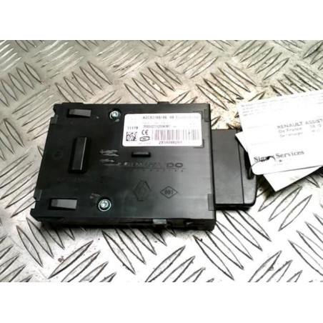 Lecteur de carte (neiman) RENAULT SCENIC 3 PHASE 1 d’occasion