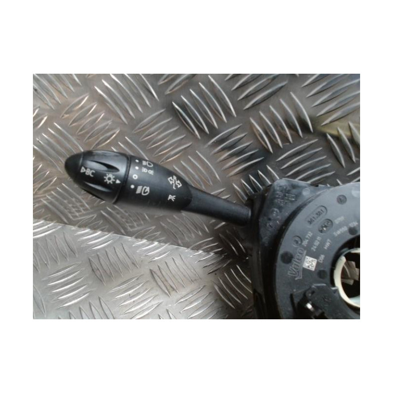 Com (Bloc Contacteur Tournant+Commodo Essuie Glace+Commodo Phare) MINI MINI 2 R60 COUNTRYMAN BREAK d’occasion