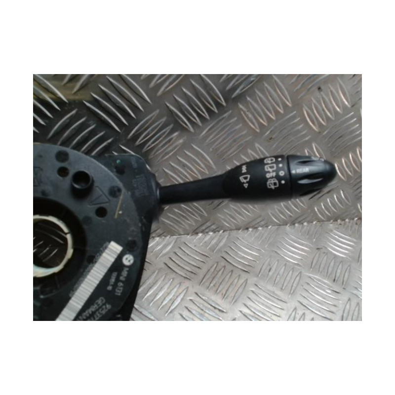 Com (Bloc Contacteur Tournant+Commodo Essuie Glace+Commodo Phare) MINI MINI 2 R60 COUNTRYMAN BREAK d’occasion