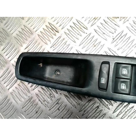 Interrupteur de leve vitre avant gauche RENAULT SCENIC 3 PHASE 2 d’occasion