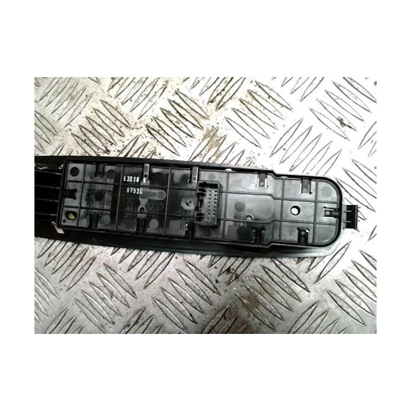 Interrupteur de leve vitre avant gauche RENAULT SCENIC 3 PHASE 2 d’occasion