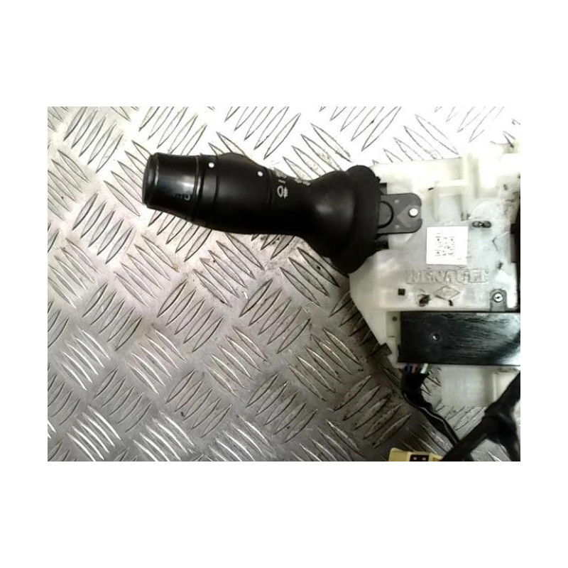 Com (Bloc Contacteur Tournant+Commodo Essuie Glace+Commodo Phare) RENAULT SCENIC 3 PHASE 2 d’occasion