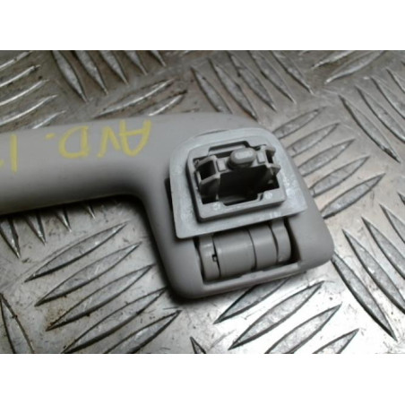 Poignee de maintien avant droit RENAULT CLIO 5 PHASE 1 d’occasion