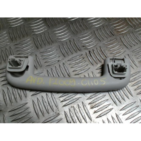 Poignee de maintien avant droit RENAULT CLIO 5 PHASE 1 d’occasion