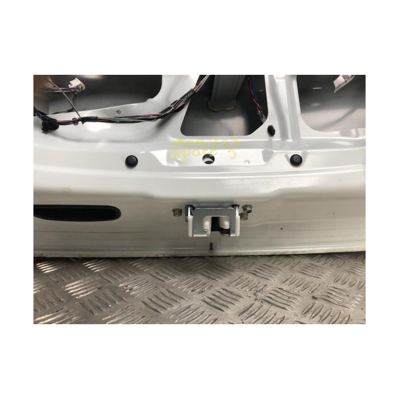 Malle/Hayon arriere MITSUBISHI SPACE STAR 3 PHASE 3 d’occasion