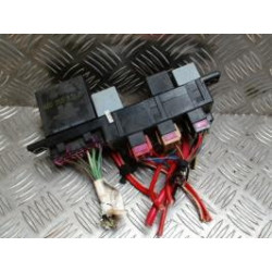 Porte fusible VOLKSWAGEN GOLF 4 d’occasion
